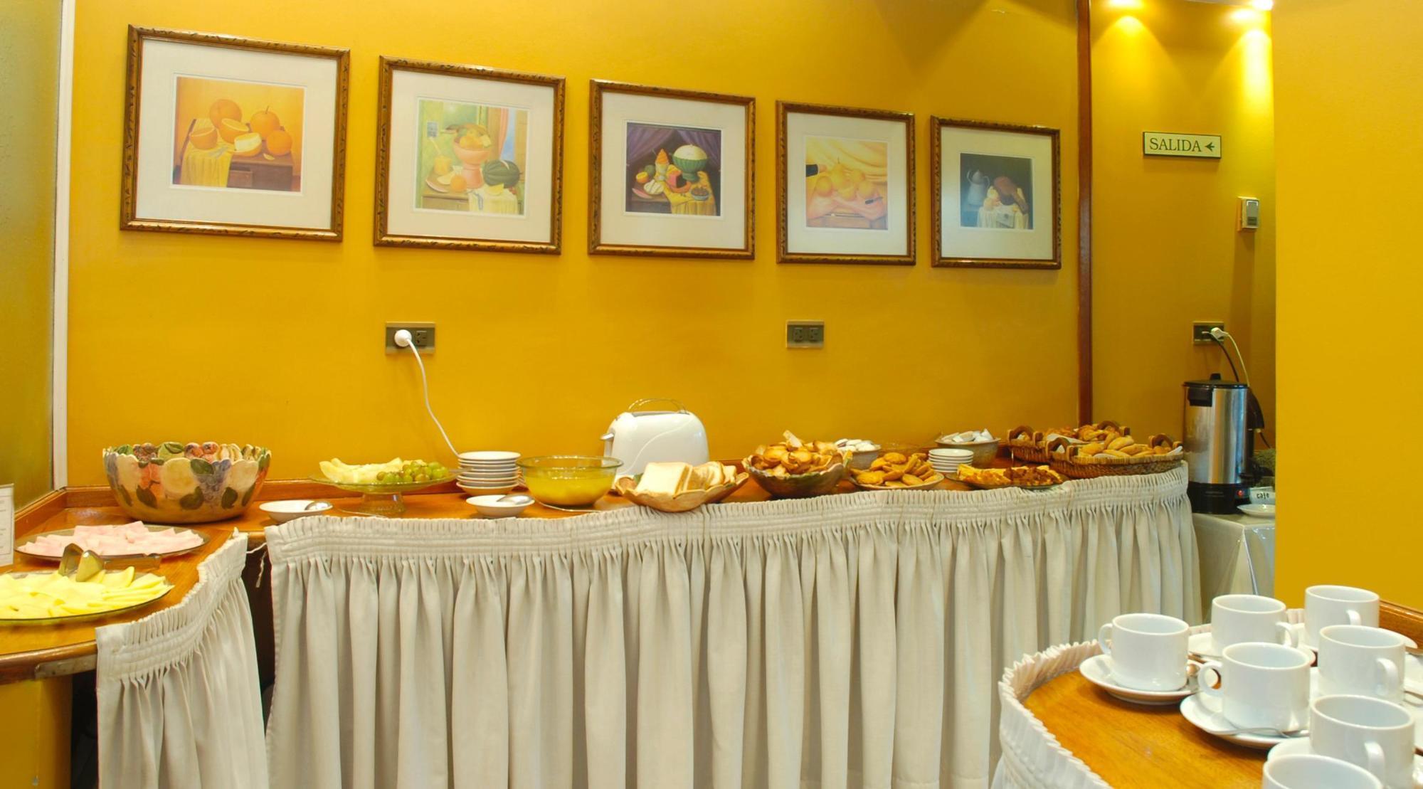 Hotel Provincial Mendoza Extérieur photo